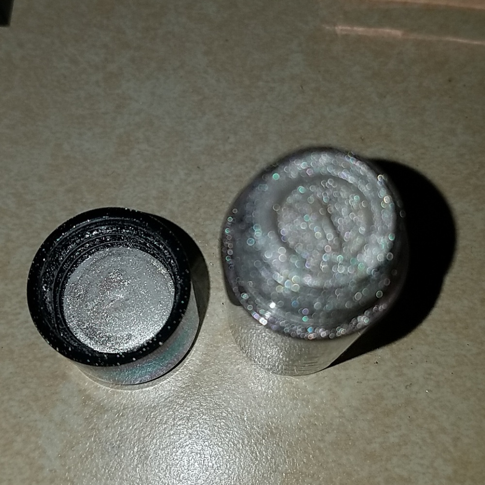Mac mini pigment in Silver Fog - Picture 2 of 2